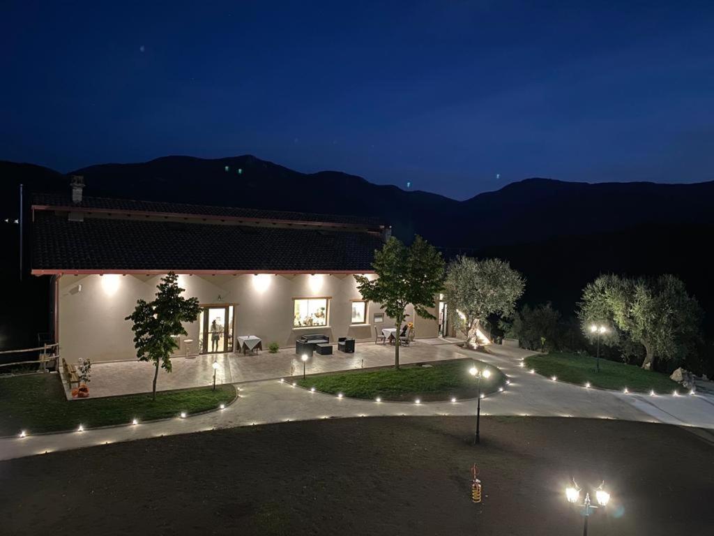 Tenuta Morrone Pertosa ภายนอก รูปภาพ
